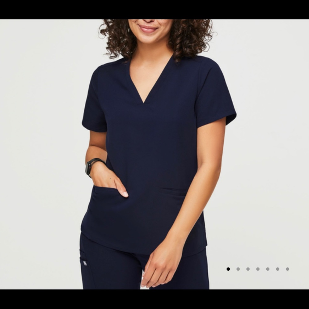Figs Casma 3-pocket scrub top